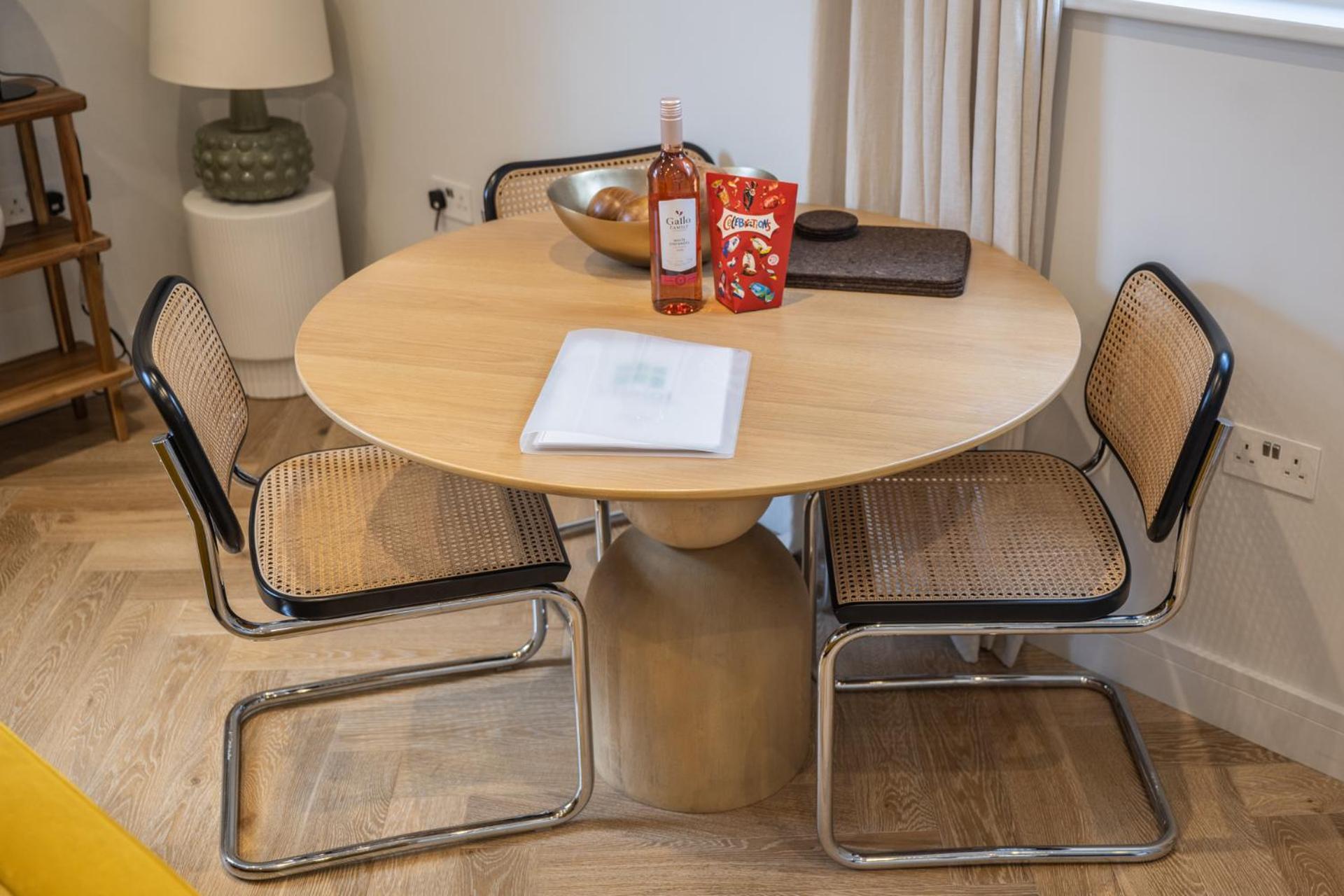 Modern, Stylish Newly Refurbished 2Nd Floor Apartment In Fitzrovia لندن المظهر الخارجي الصورة